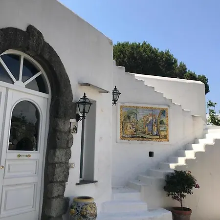Milena Forio (Isola d'Ischia)